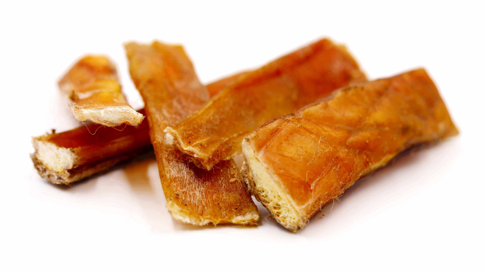 Rinderkopfhaut getrocknet 12-15 cm für Hunde 500 Gramm